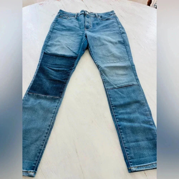 Universal Thread High Rise Skinny Denim Jeans With Patch Size 10 30R $32 - Picture 4 of 13